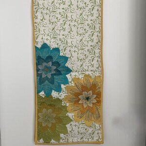 Table Dresser Runner Tablecloth Flowers
